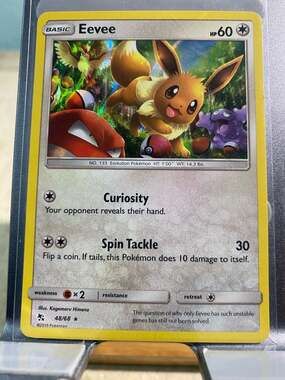 Pokémon TCG - Eevee - 48/68 Hidden Fates - 2019 Holo Rare - LP